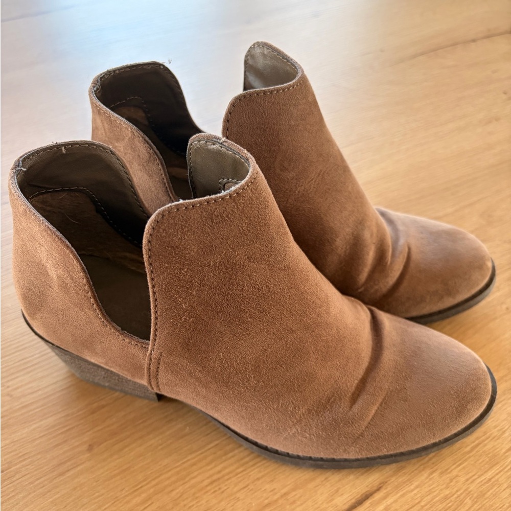 George Taupe Suede Ankle Booties with Low Block Heel - Picture 2 of 2